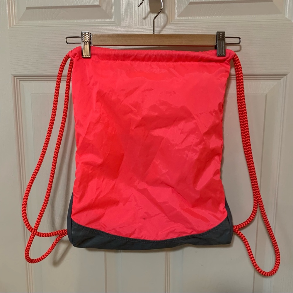 VGUC Neon Nike Drawstring Gymsack Backpack - Picture 2 of 3